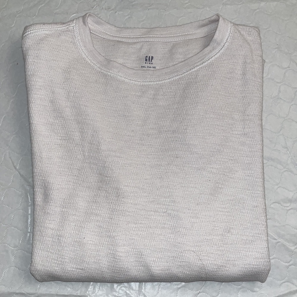 Gap off white thermal long sleeve shirt XXL = 14-16